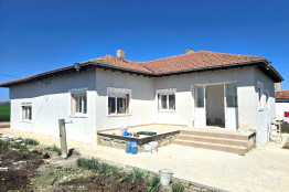 Building and repair works of a house in Balchik